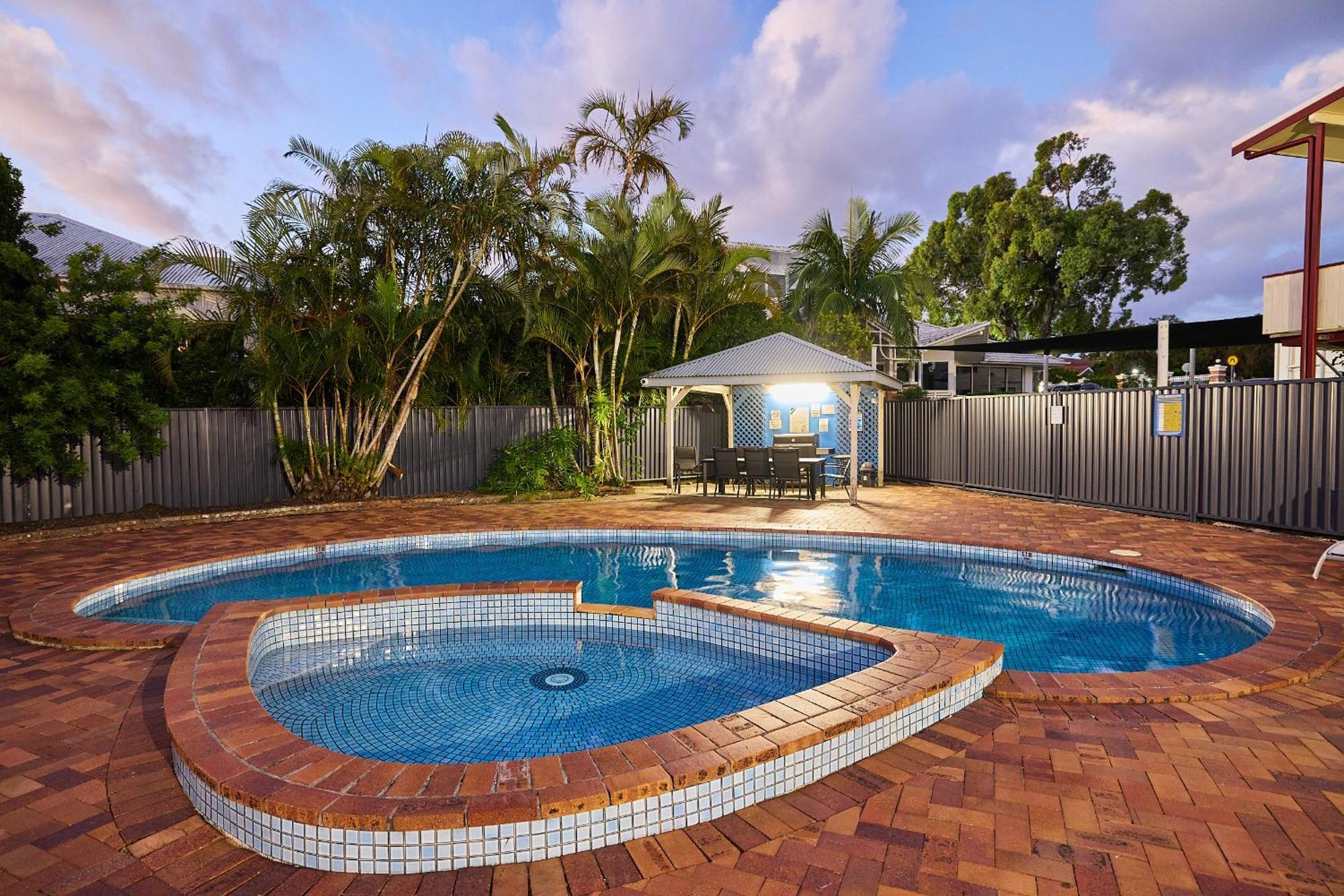 Southport Motel & Apartments Gold Coast Eksteriør bilde